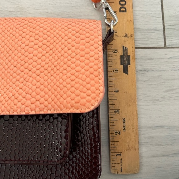 Hvisk Vegan Leather Bag Burgundy Orange Pink Boho Chic Crocodile Adjustable - Picture 5 of 13